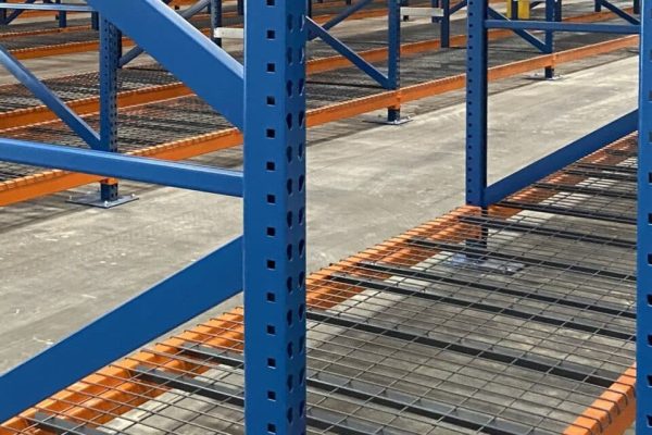 Acercamiento de un rack selectivo