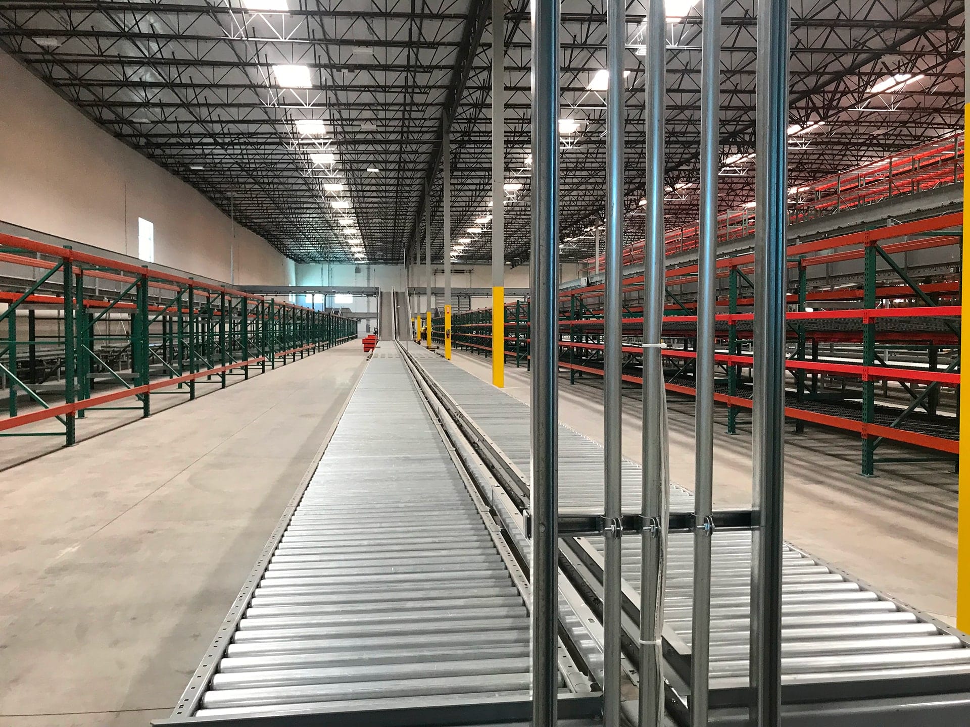 Gravity Conveyor setup in warehouse